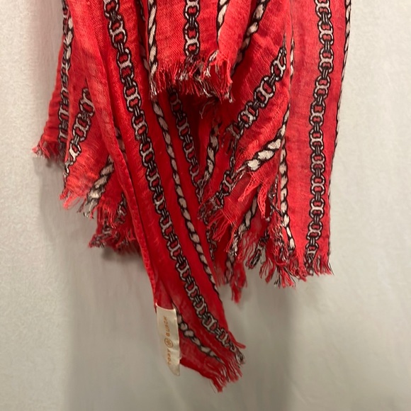 Tory Burch Linen Blend Gemini Link Rope Oblong Scarf, Red - Picture 6 of 7